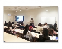 ロジュマン倶楽部「心地よく暮らすインテリアカラーと色彩心理」